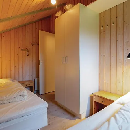 Holiday home Gnilbo